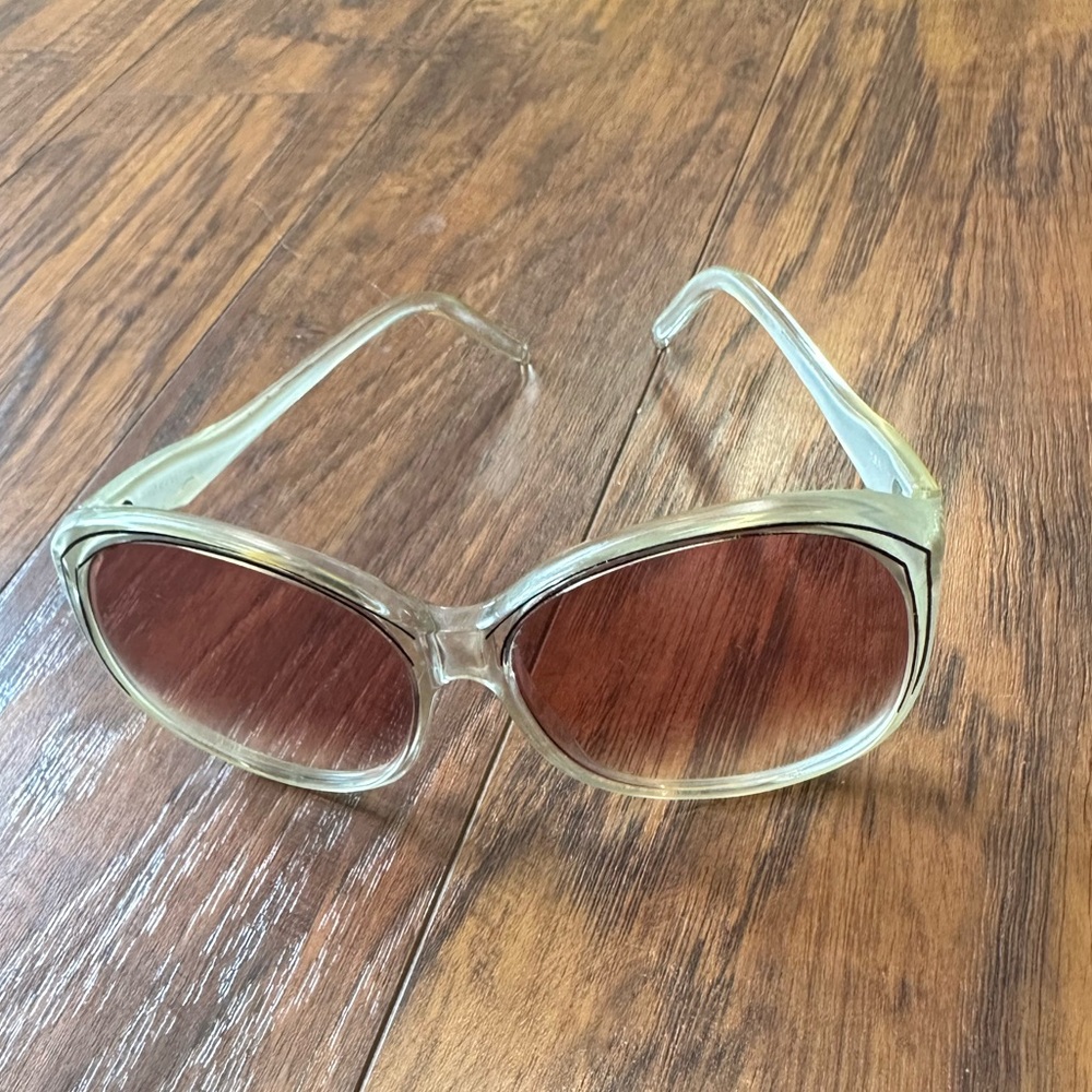 Vintage Foster Grant Sunglasses - Picture 7 of 13